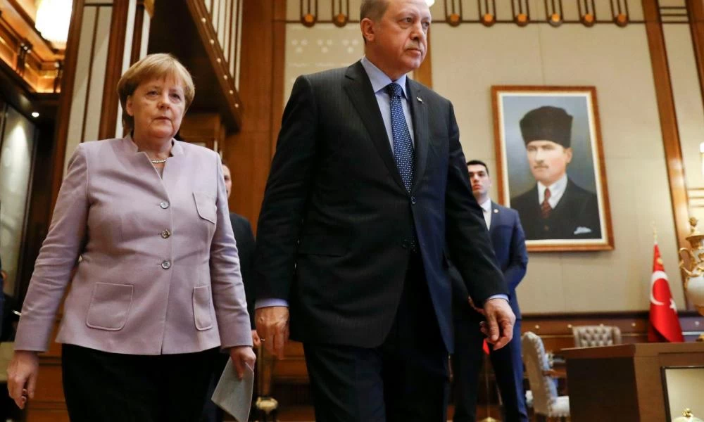 Liberation: Η Γερμανία άφησε τους Έλληνες μόνους στη μεταναστευτική κρίση του 2016